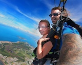 Skydivers - Airlie Beach