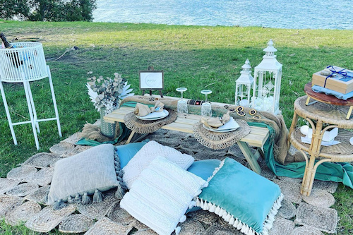 Picnic Setting for 2 People by the Bayside