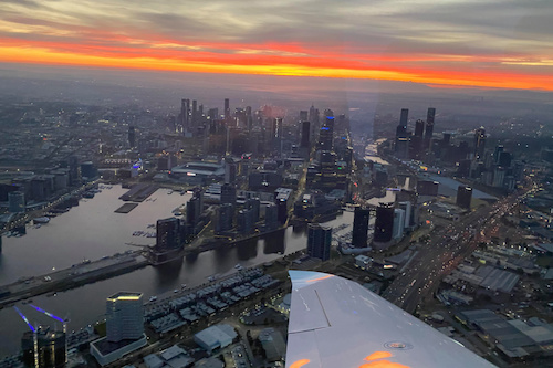 30 Min Sunrise or Twilight Scenic Flight Over Melbourne