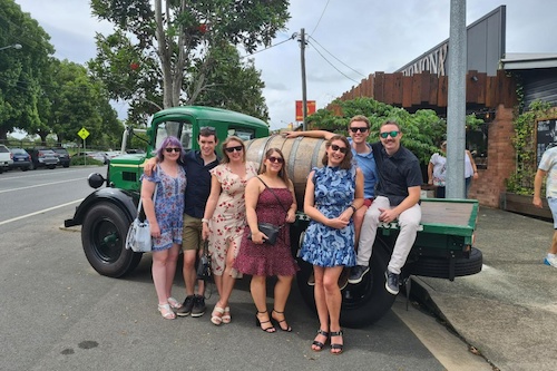Hop On, Hop Off Brewery and Distillery Tour in Noosa Hinterland