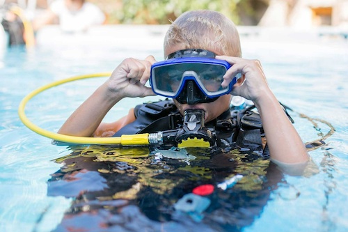 Scuba Diving Lesson for Kids in Cairns