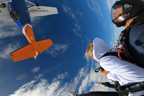 15,000ft Skydive with Video & Photos - Langhorne Creek